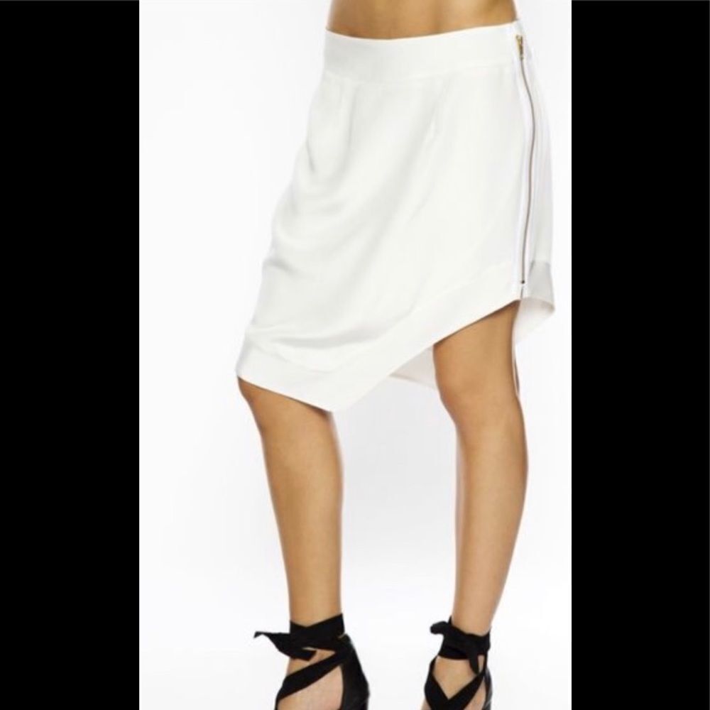 Peace Love World Bohème white asymmetrical skirt M